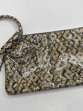 HOBO INT'L Sable Wristlet Clutch Abstract Gold Leather MSRP $154